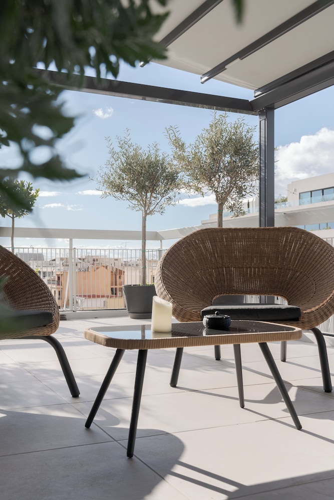 Athens Golden Light Premium Residence