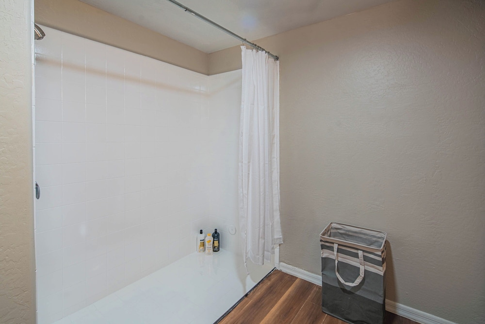 ROVE LIVING/KL - The Fredrick Tempe