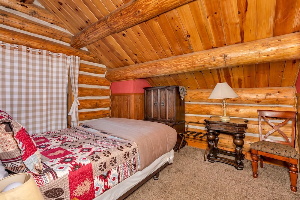 The Log Home Quintessential Log Cabin in Ynp! view 4