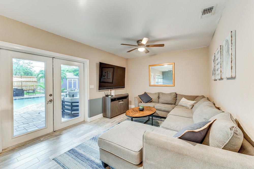 Backyard w/ Pool & Games! Family Home in Bradenton