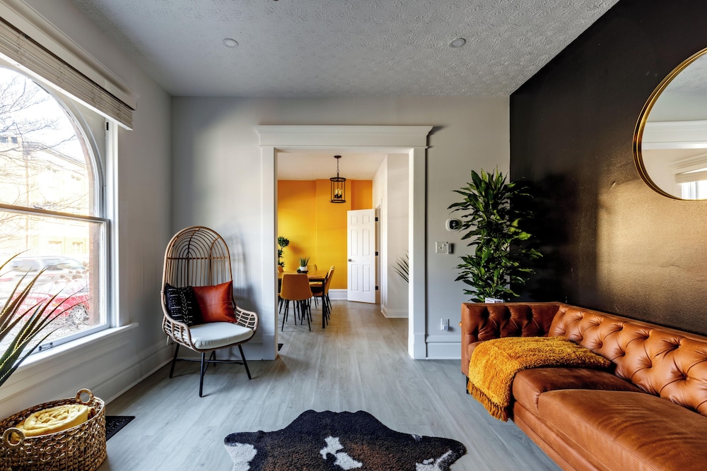 Jungle House Boutique Residences – Downtown Columbus & Short North
