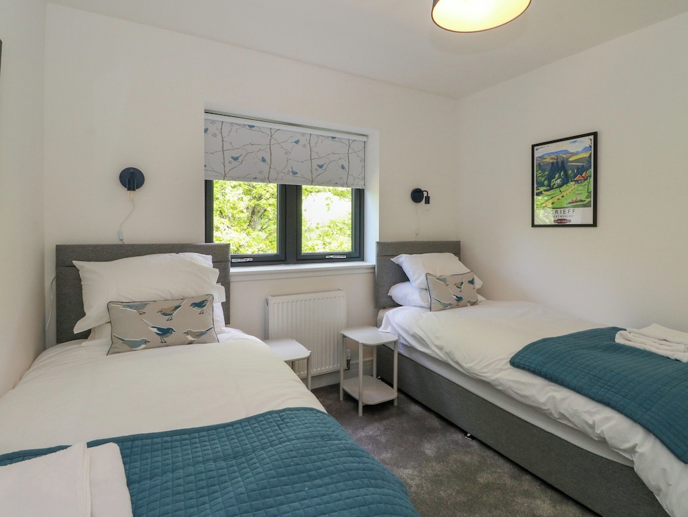 Oakbank Mews