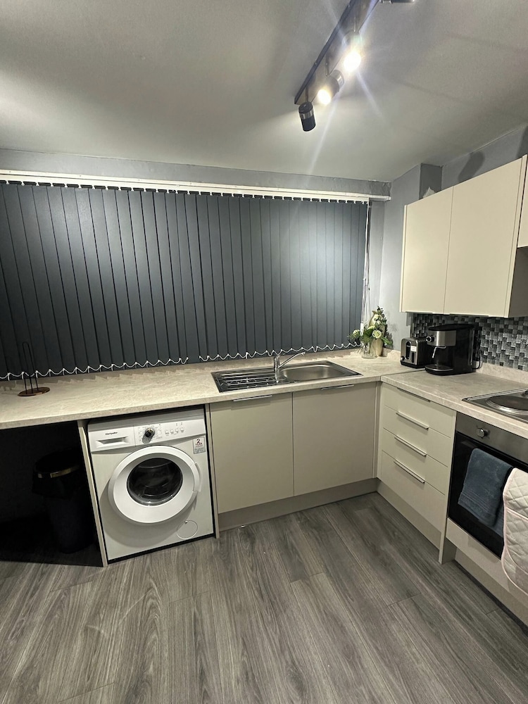 Sark Drive Serenity-cosy 3BR House in Birmingham