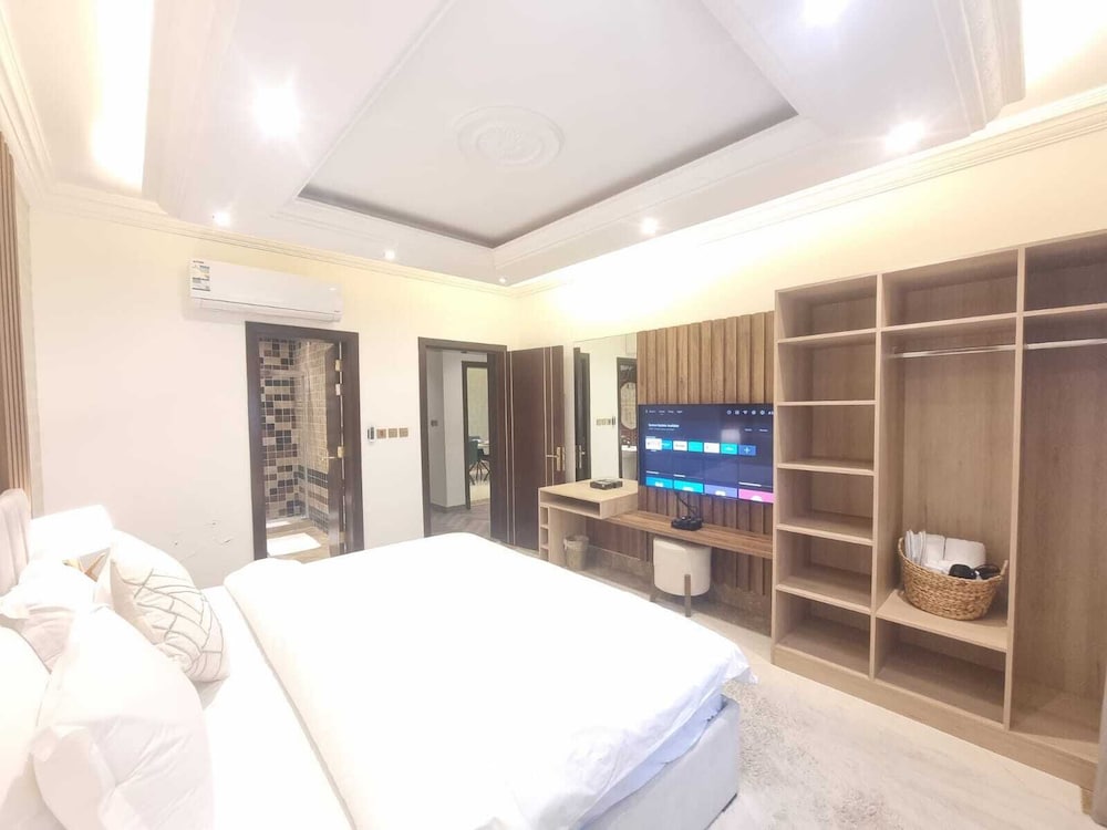 Hometel Khozama Jed