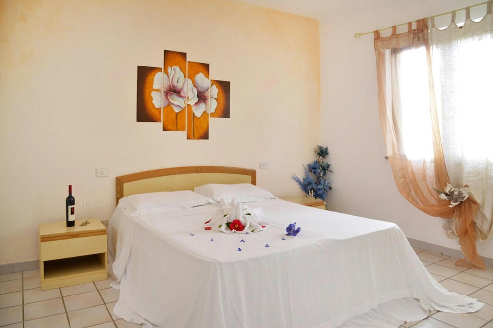 Apartment in Cannigione Near Beaches view 2