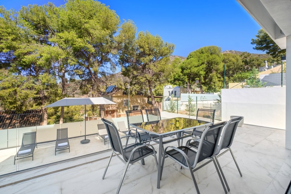 Villas Pinares de San Antón, Saltwater pool, Sea, City, Mountain Views