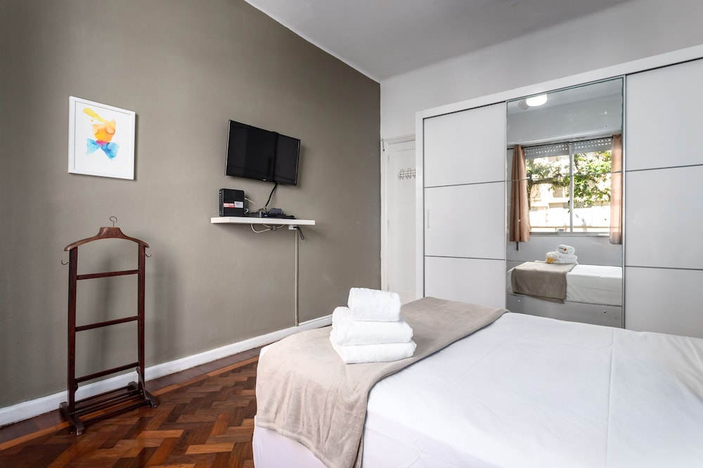 Beautiful in Ipanema Near the Beach Vp303b Z2