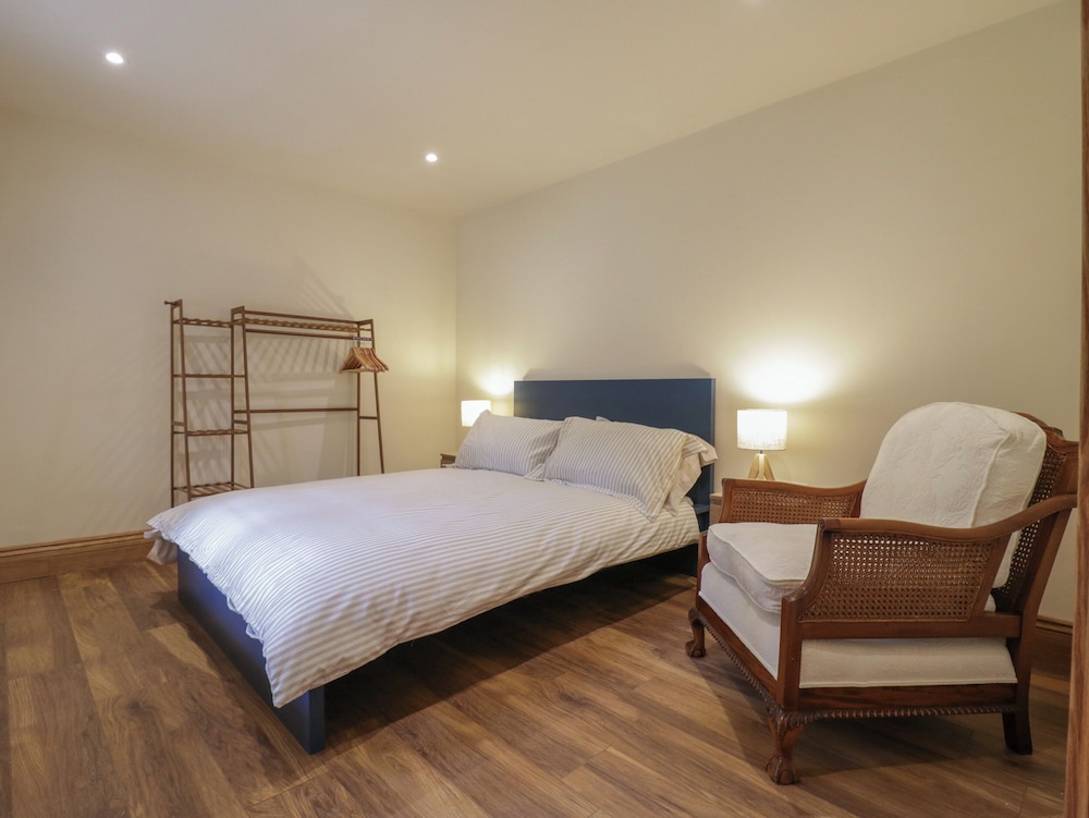 Yew Tree Cottage