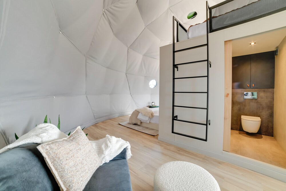 Catskills Glamping at The Deer Dome in Franklin!
