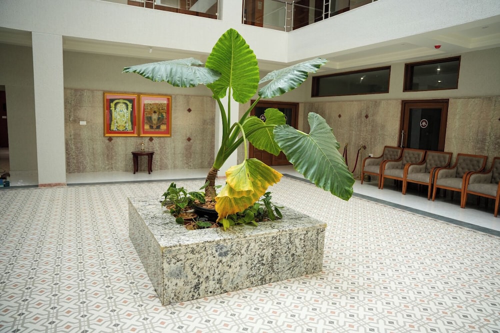 Hotel Menaka Inn Dharwad
