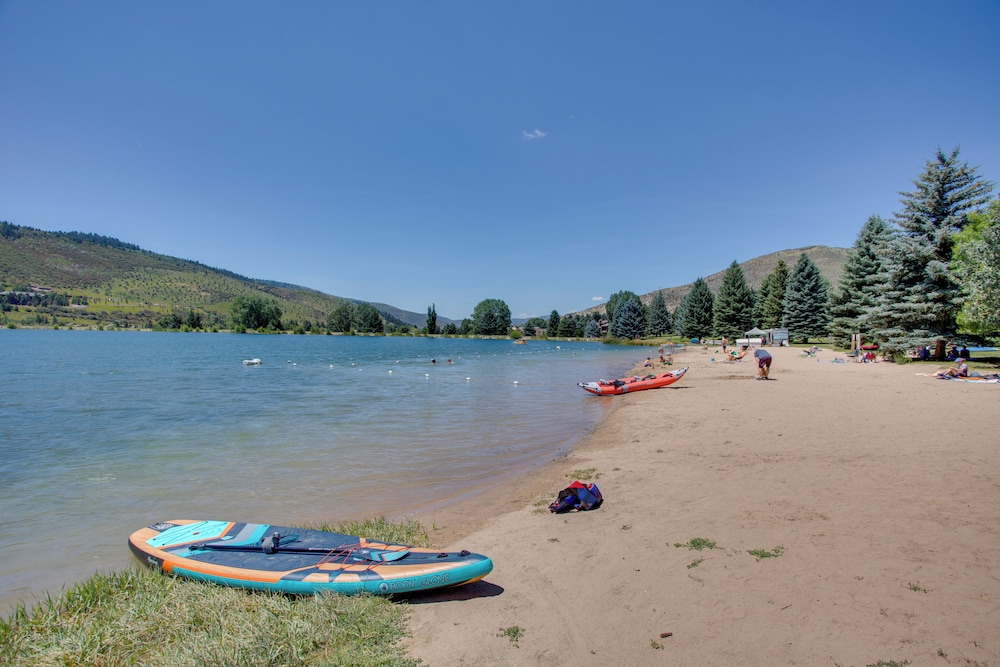 Renovated Avon Condo 5 Mins to Beaver Creek Resort - Property Image 10