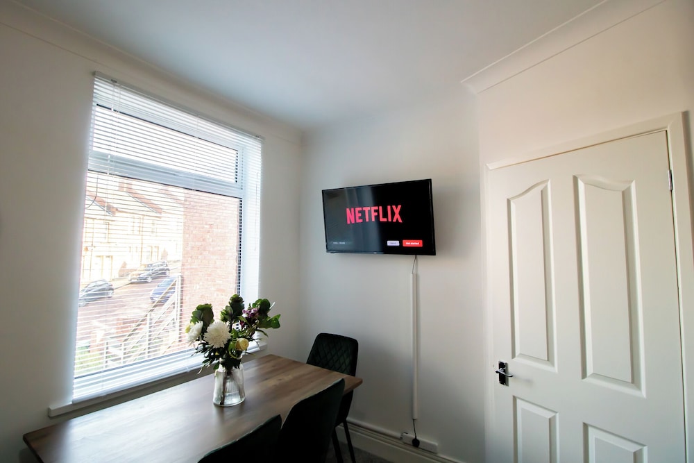 Kingley Court – Ideal for Contractors & Families – 10 mins to Newcastle City Centre