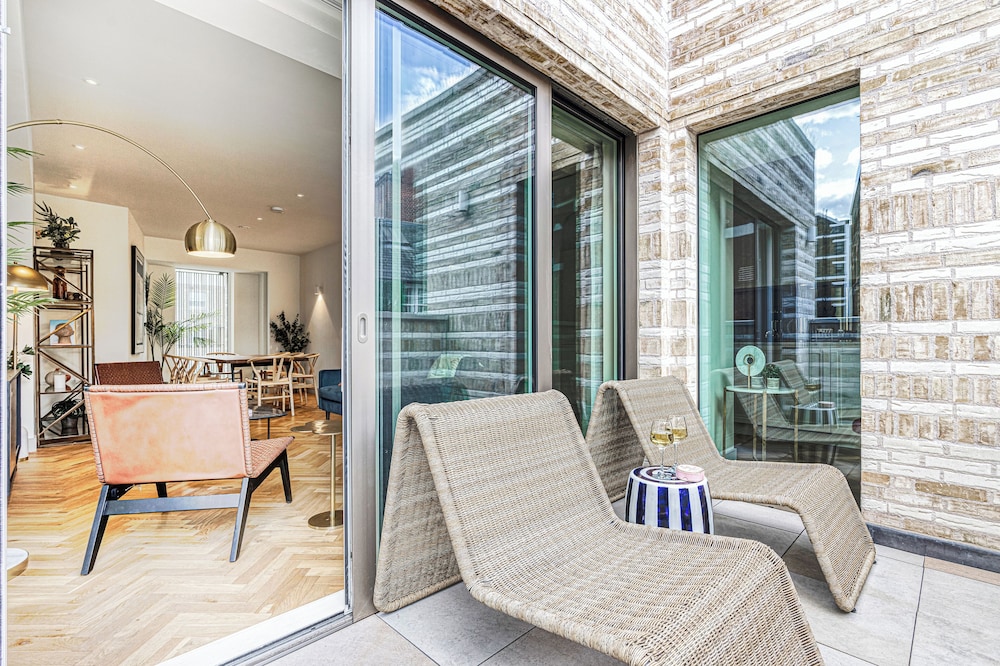 Luxury flats near Big Ben and London Eye