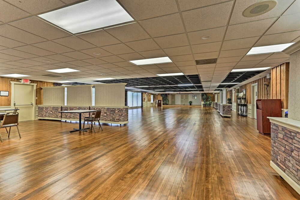 meeting & event spaces
