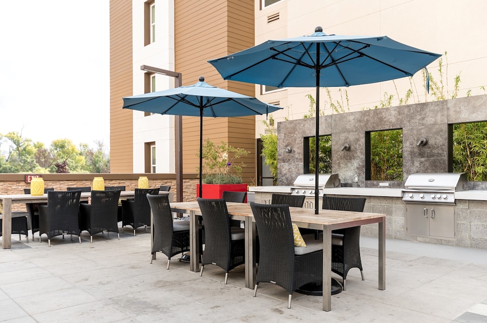 Bluebird Suites in Silicon Valley