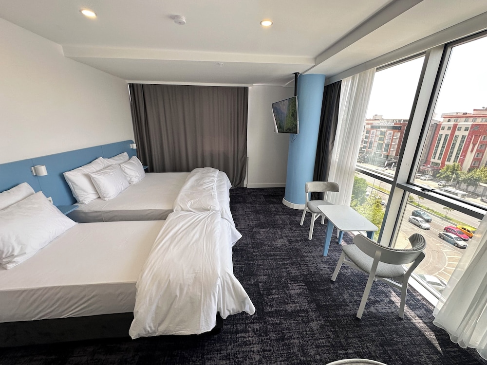 No25 Hotels