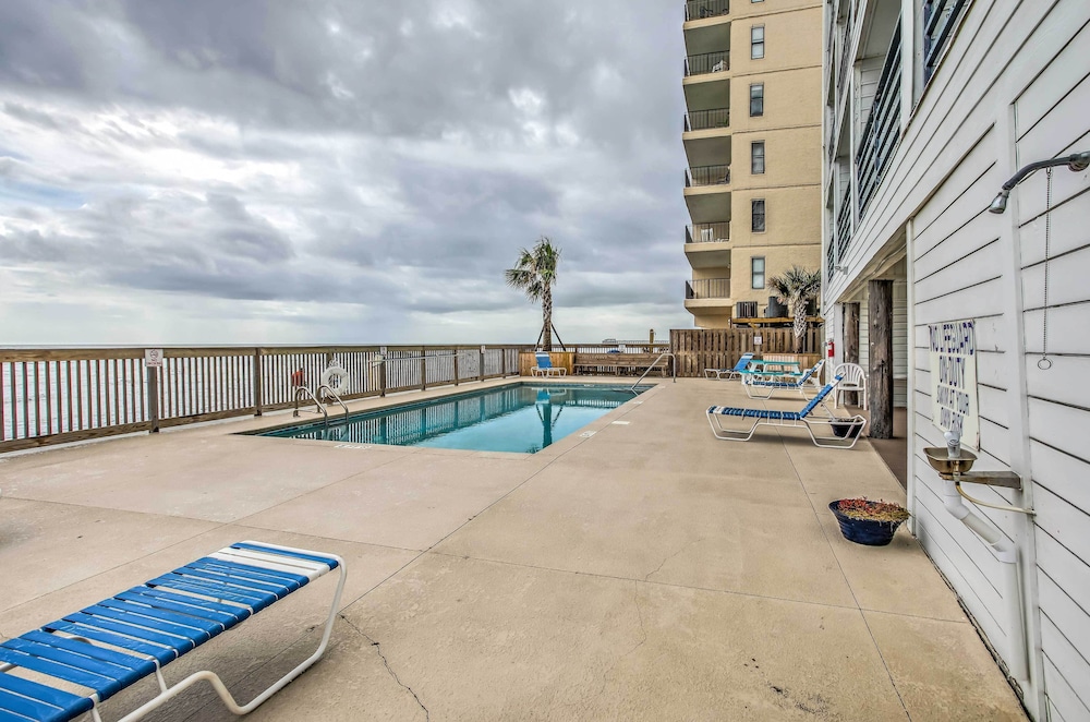 Pool & Beach Access: Scenic Murrells Inlet Condo!