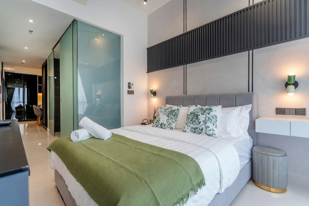 Novo Suites @ Jalan Ampang Skypool