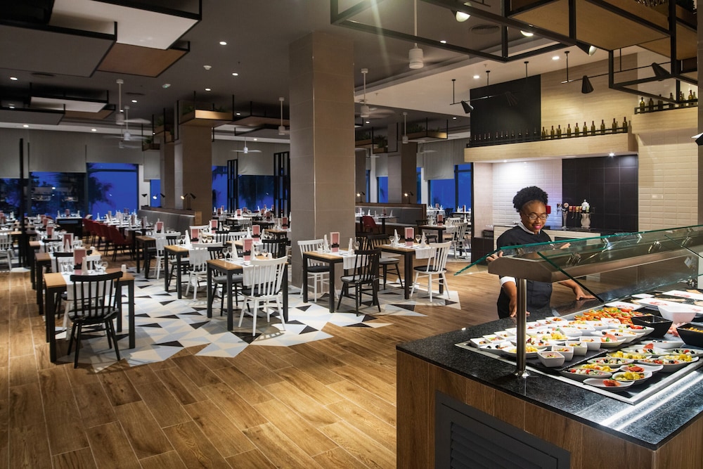 Jamaica Vacations - Hotel Riu Ocho Rios - All Inclusive - Property Image 25