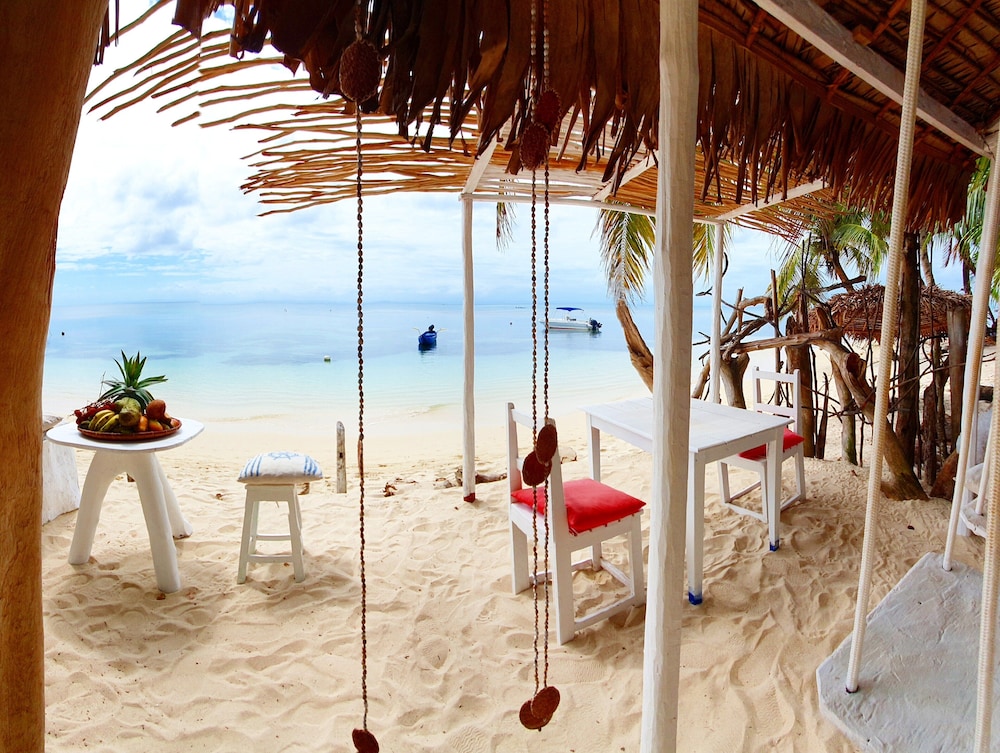 Ravoraha Ecolodge