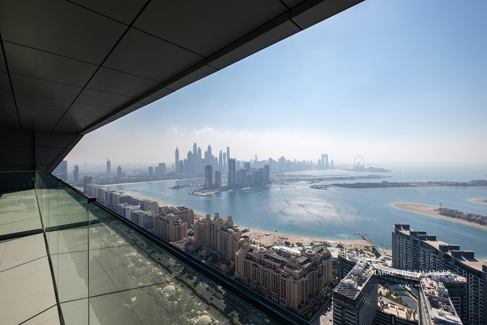 The Palm Tower Skyline View 2 Bedroom in Dubai
