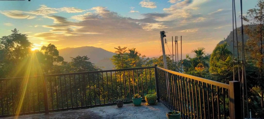 Pearl villa Ella