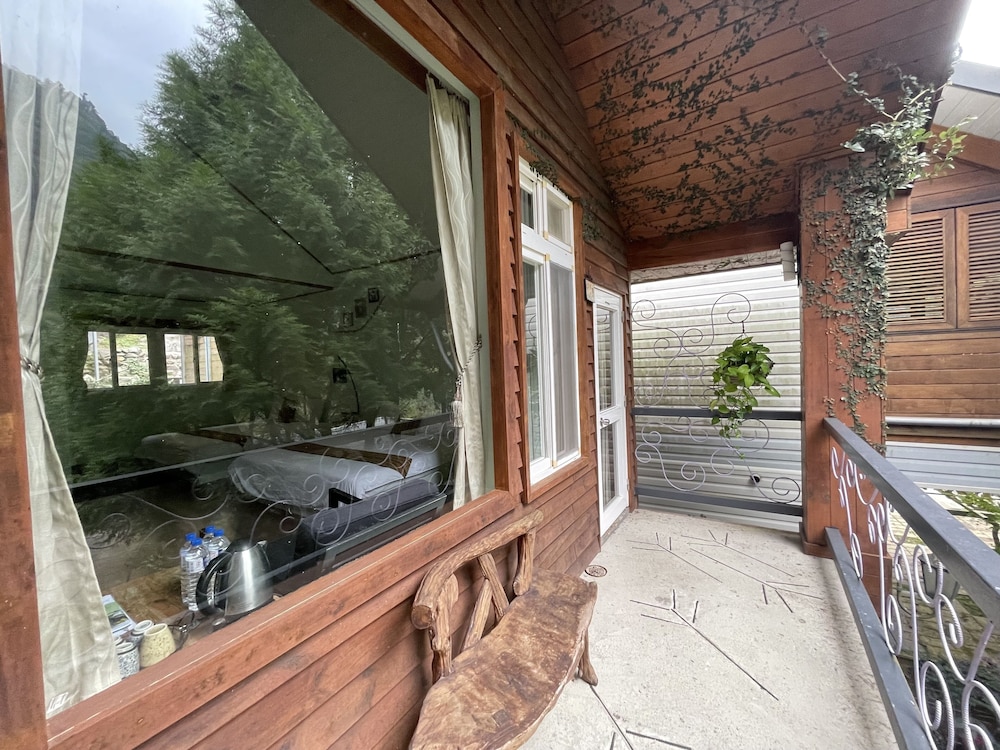 Fuyam Tourist Home