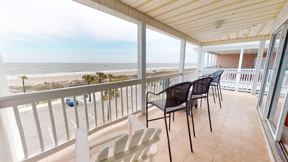 Pelican Point by Tybee Vacation Rentals