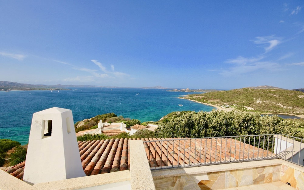 Villa i Corbezzoli view 5