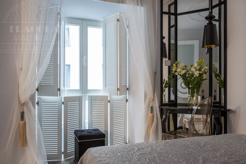 Fragola Apartments Old Town