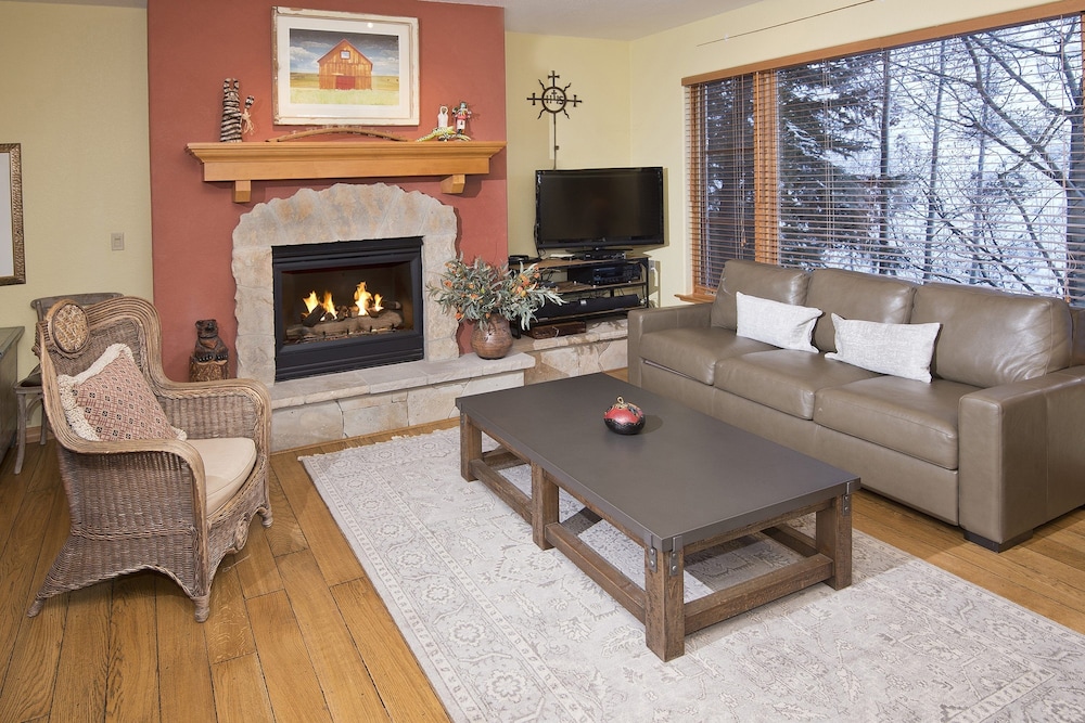 Edwards CO - Aspen Snowmasswood Lodge Vacation Rentals