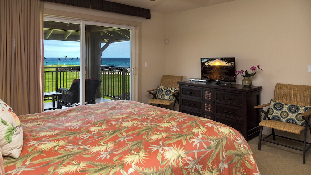 Spectacular Ocean Views Gold Member Golf Discounts Private Lanai! - Vrkcv