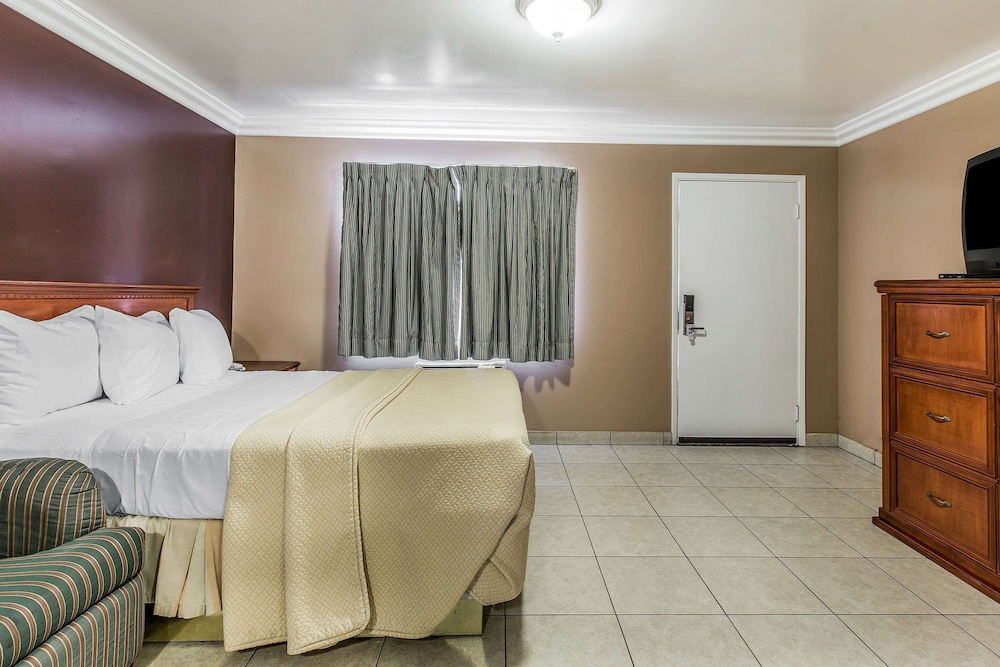 Rodeway Inn Ventura Midtown