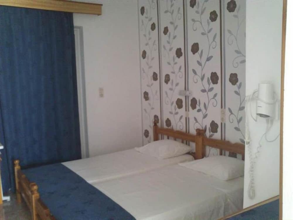 Christina Studios photo 3