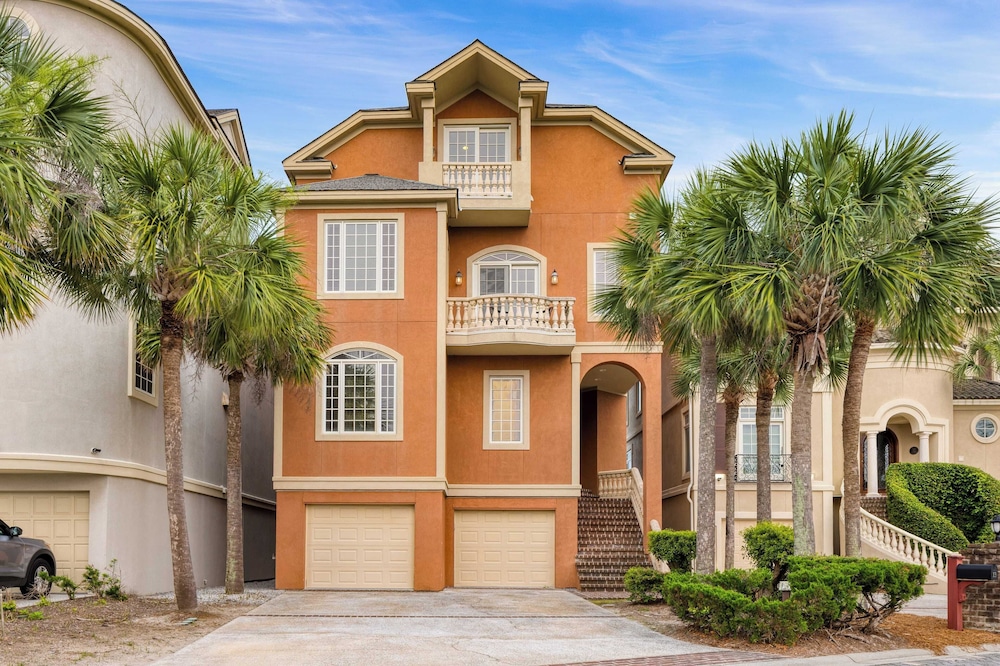 11 Singleton Beach by Avantstay Oceanfront Retreat w/ Private Pool + Boardwalk Near Hilton Head Hotspots