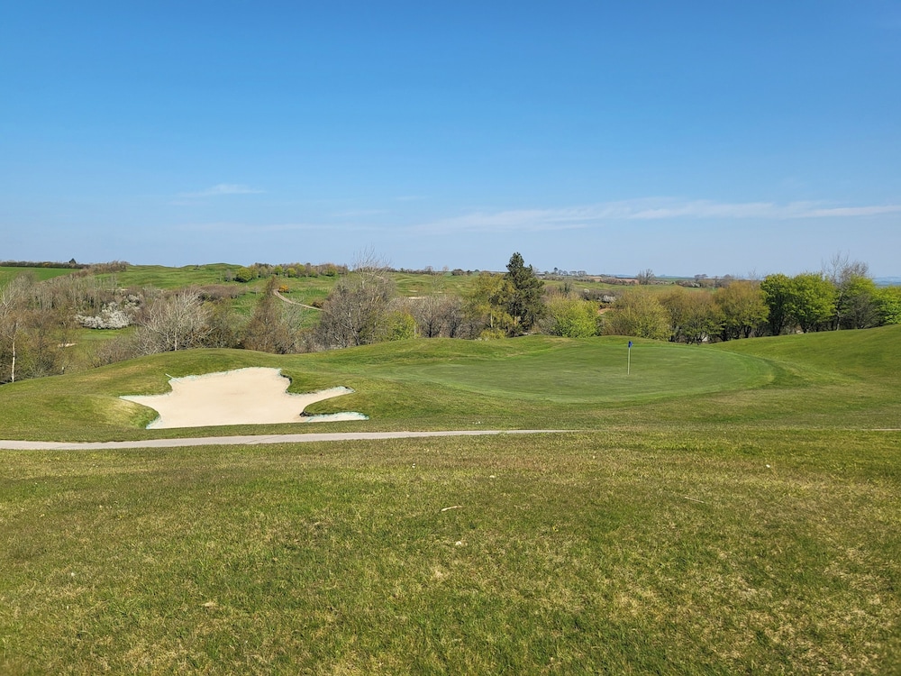 Luxury Dog Friendly Cottage - Golf & Spa Breaks
