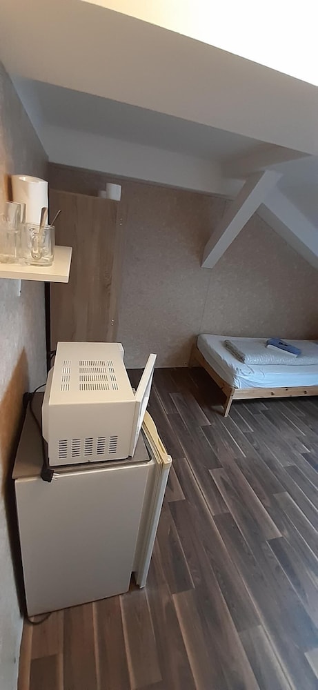 2-Rent Group Hostel Zimmer&Apartments GKP2