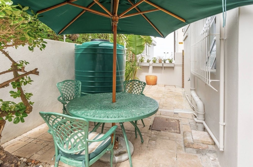 Bantry Beach Luxury Suites