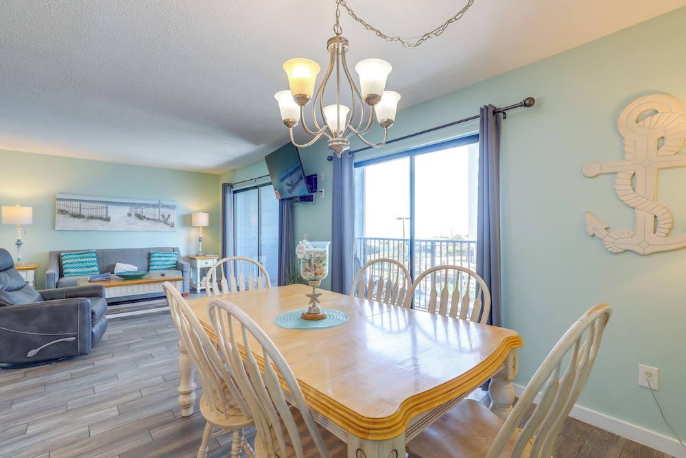 Ocean-view Balcony: Myrtle Beach Resort Condo!
