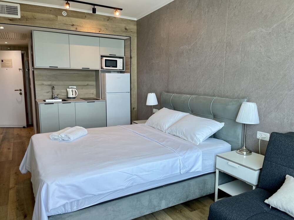 Carmel Holiday Apartments