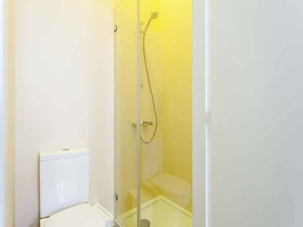 2 Bedroom Apartment Located Heart of Lisbon City