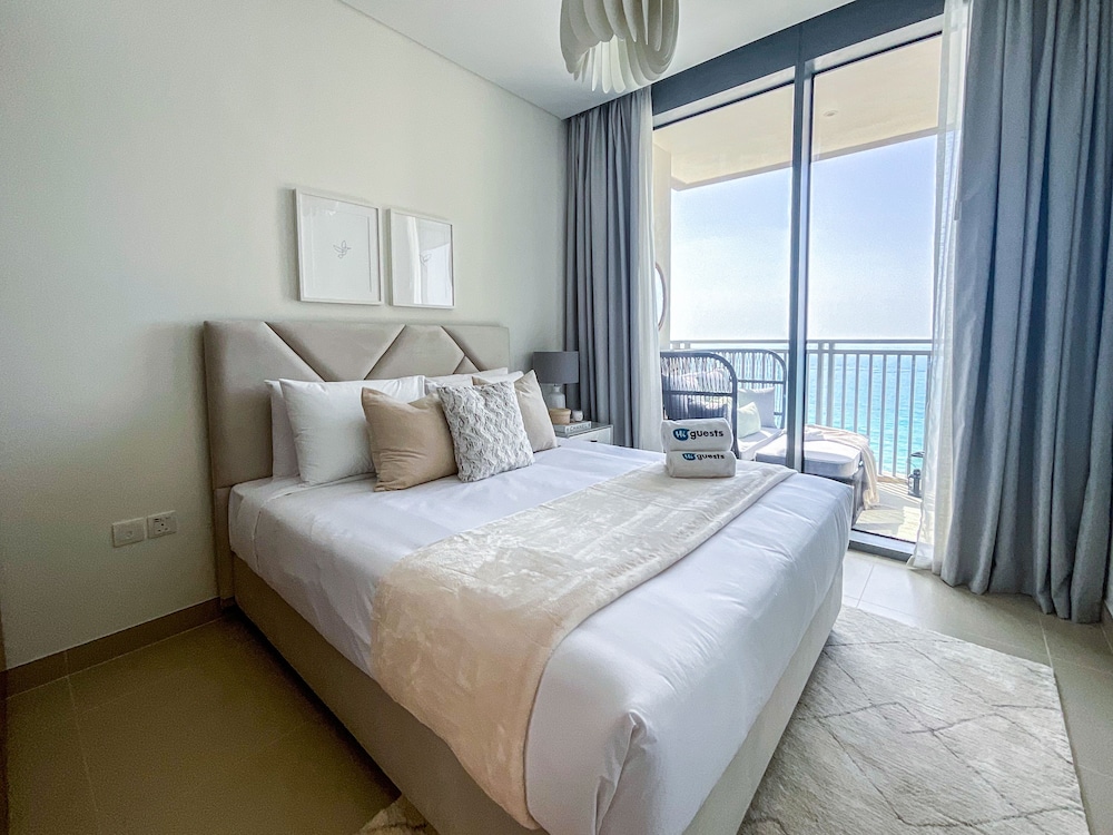 HiGuests - EMAAR 52-42