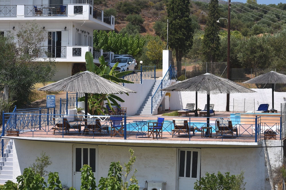 Apartments Xenios Zeus 2