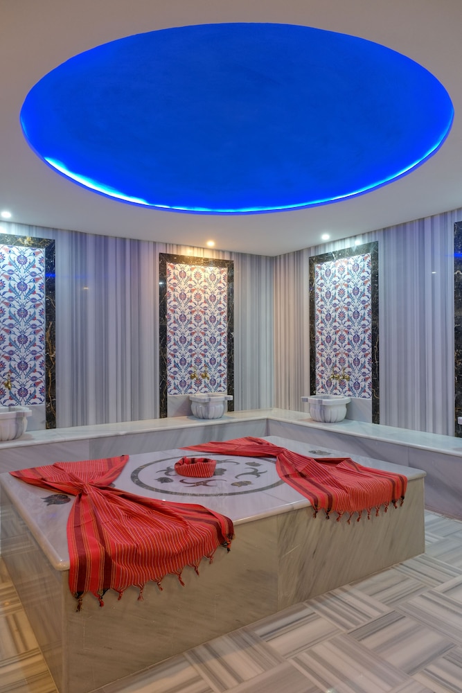 Celeste Bella Luxury Hotel & Spa - Image 10