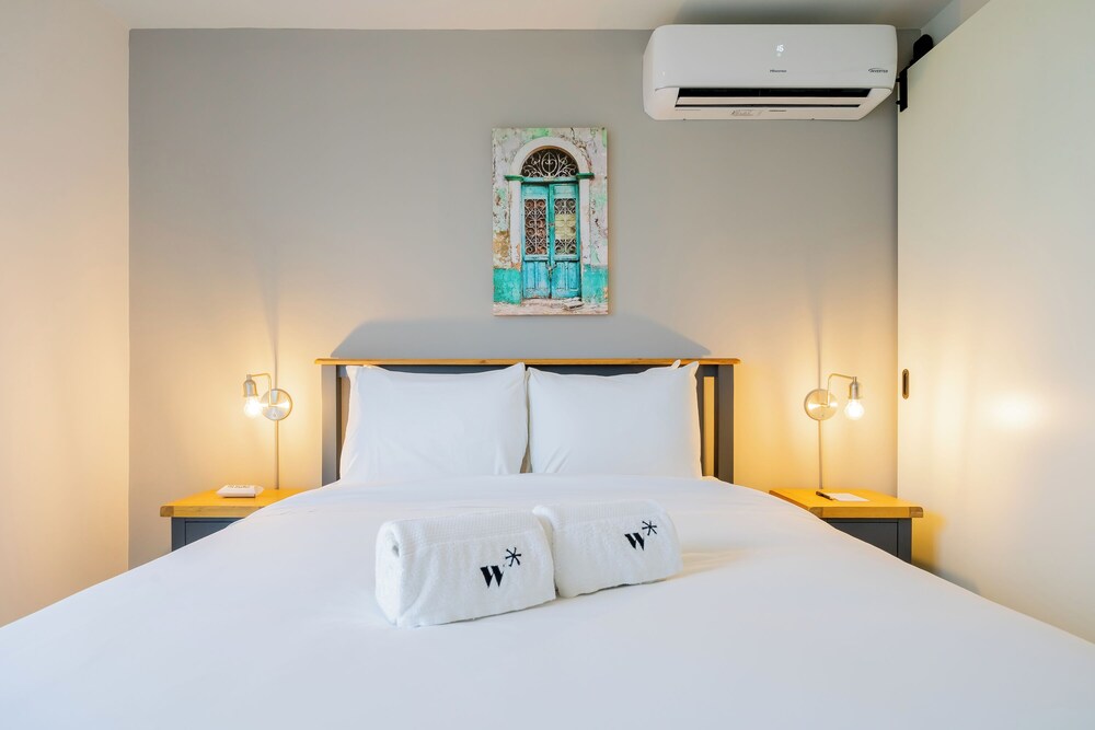 Casco View Apartments