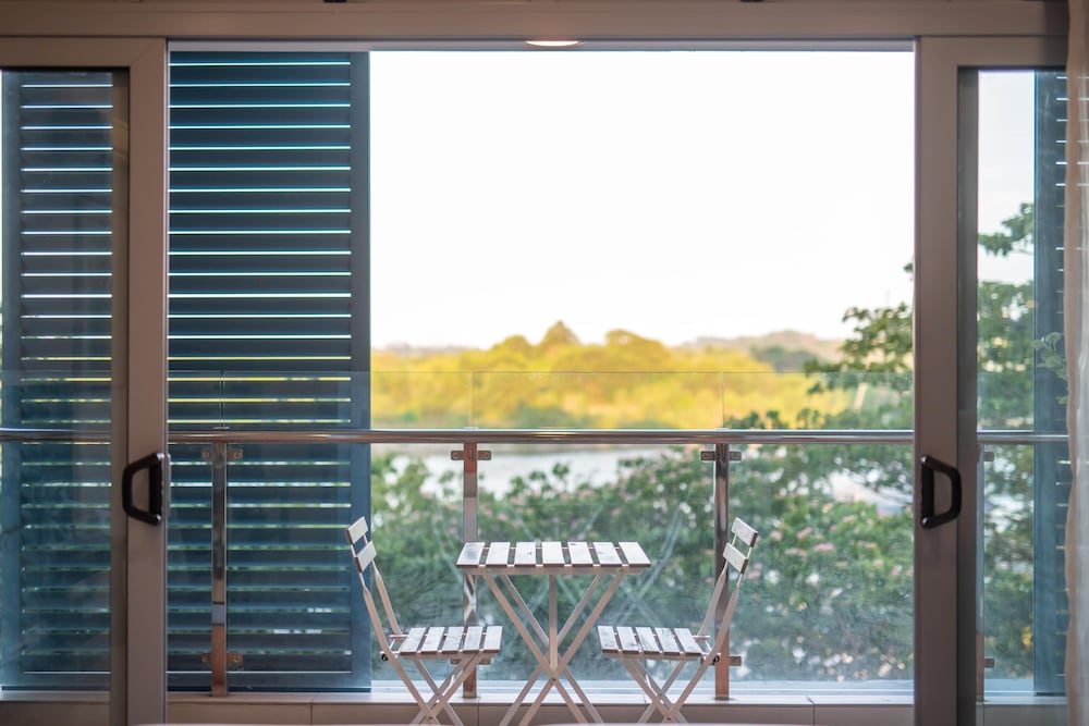 3BR Somerset Apt 2 TVs With Harbour View, Legoland