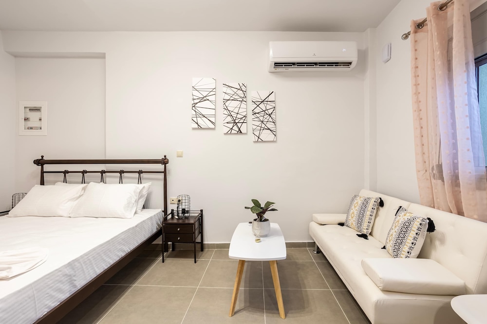 Filiatra Charming Urban Escapes Your Cozy Retreats