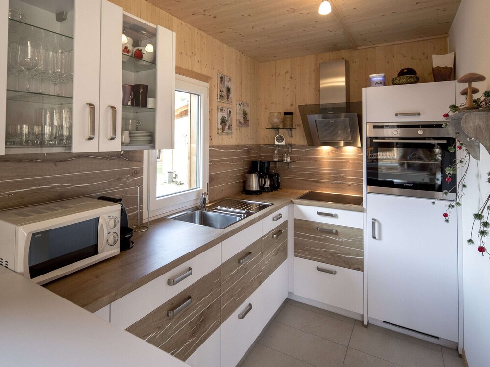 Modern Wooden Chalet in Sankt Georgen ob Murau with Hot Tub
