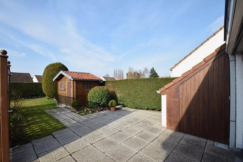 Holiday Home in De Haan With Garden