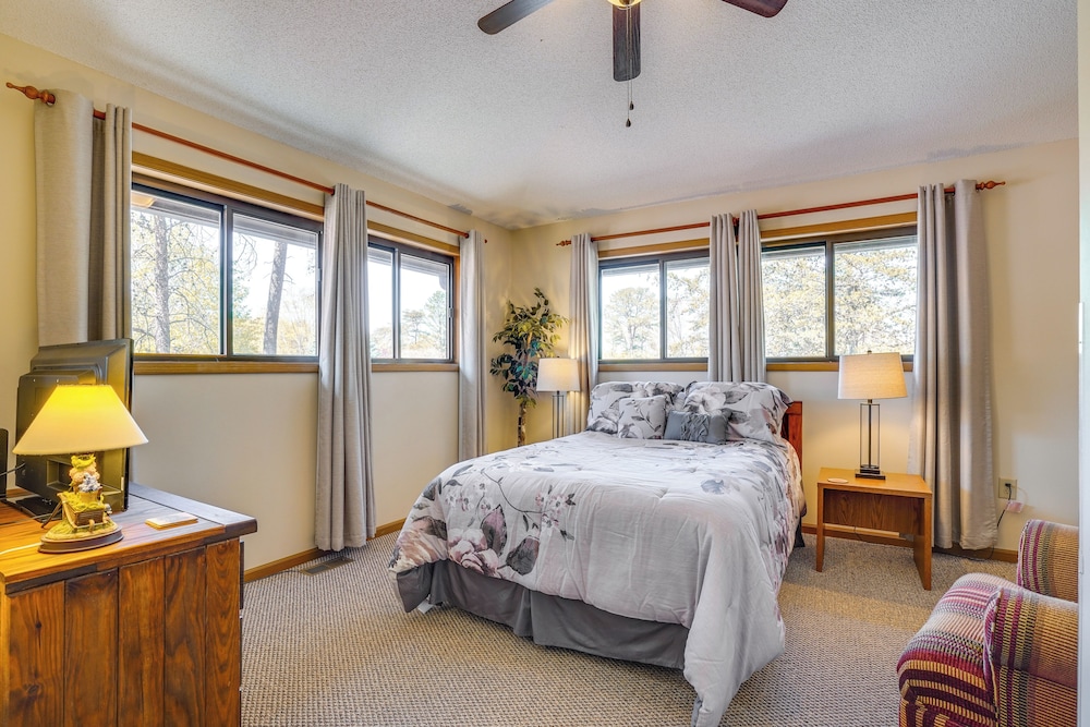 Retreat on The Woods Resort: Mtn View Golf Course! - Property Image 27
